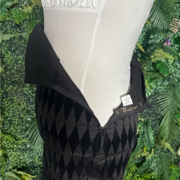 Pinup Couture Black, Velvet Flocked Harlequin, Mermaid Pencil Skirt - Picture 5 of 6